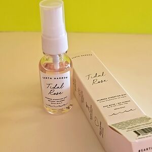 NWT Earth Harbor Tidal Rose seawater hydration mist .68 fl oz Vegan, plant based